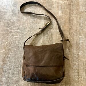 Sven Berkley USA Leather Crossbody Lots of Organizational Organize Pockets